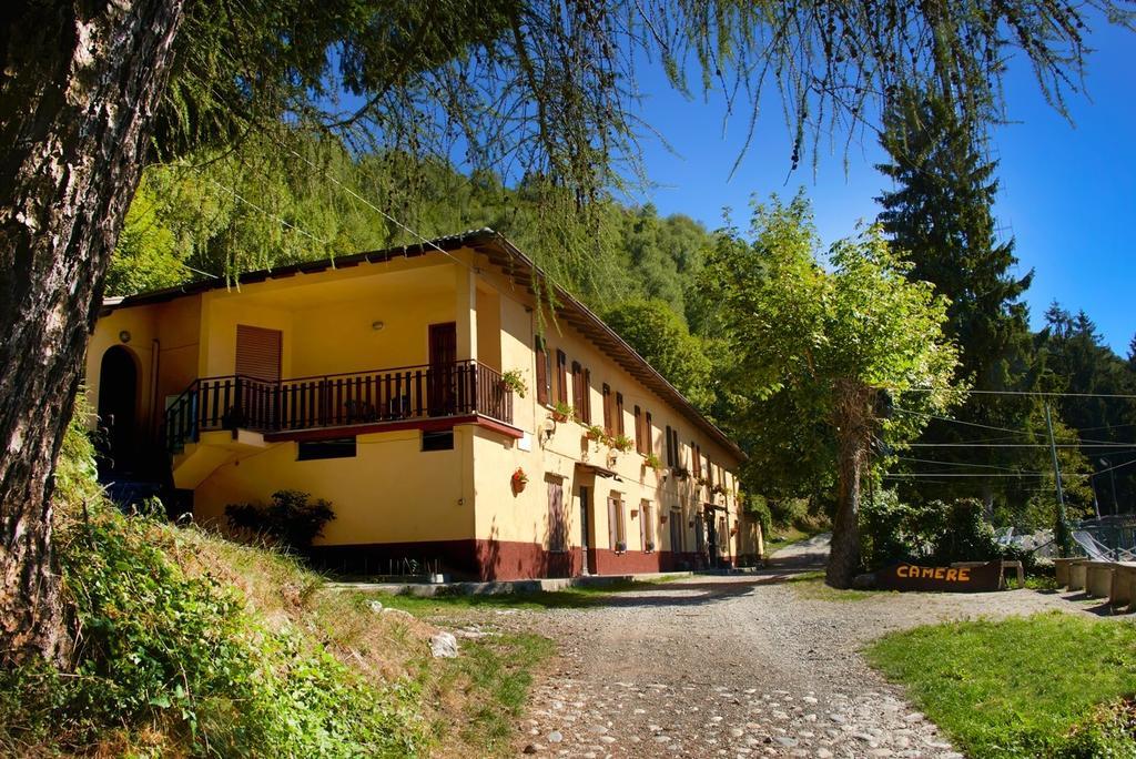 Baita Bondella Bed & Breakfast Como Exterior photo